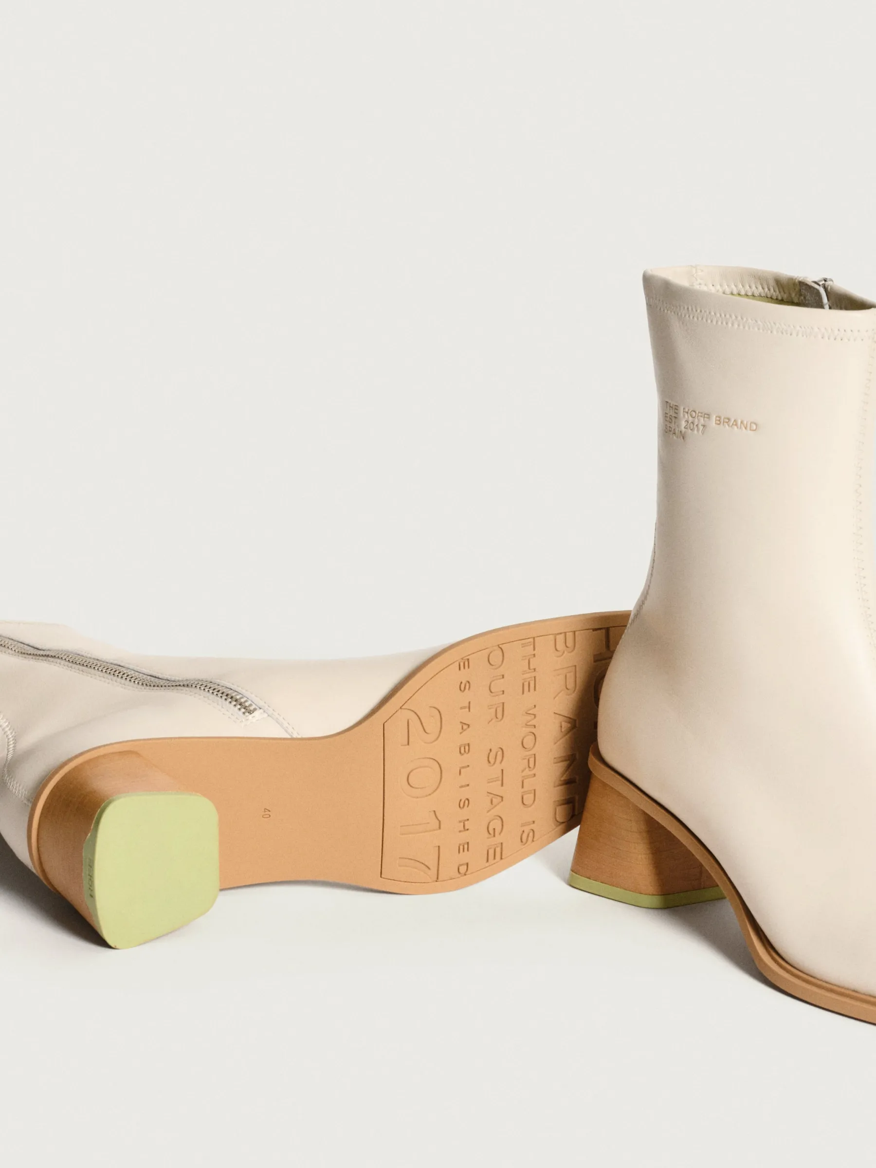 bottine__talon_date_off_w_3.webp Clearance HOFF BOTTINE À TALON DATE OFF WHITE