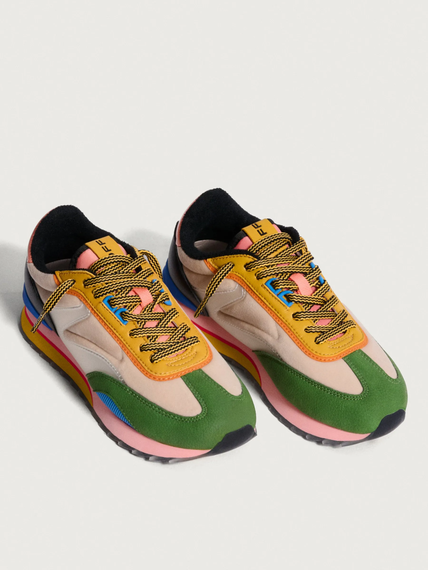 iris_1.webp Hot HOFF IRIS