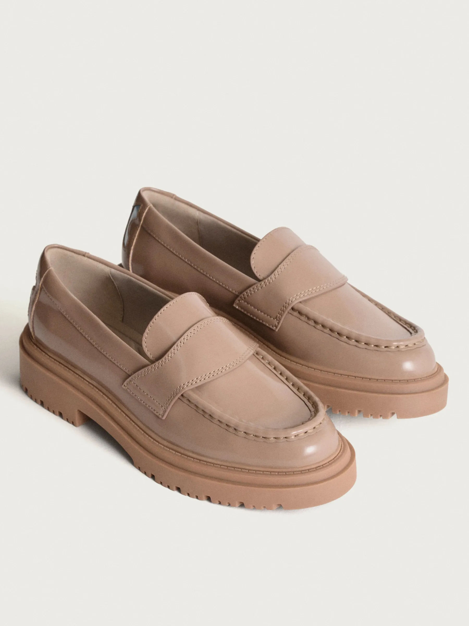 mocassin_school_taupe_2.webp Outlet HOFF MOCASSIN SCHOOL TAUPE