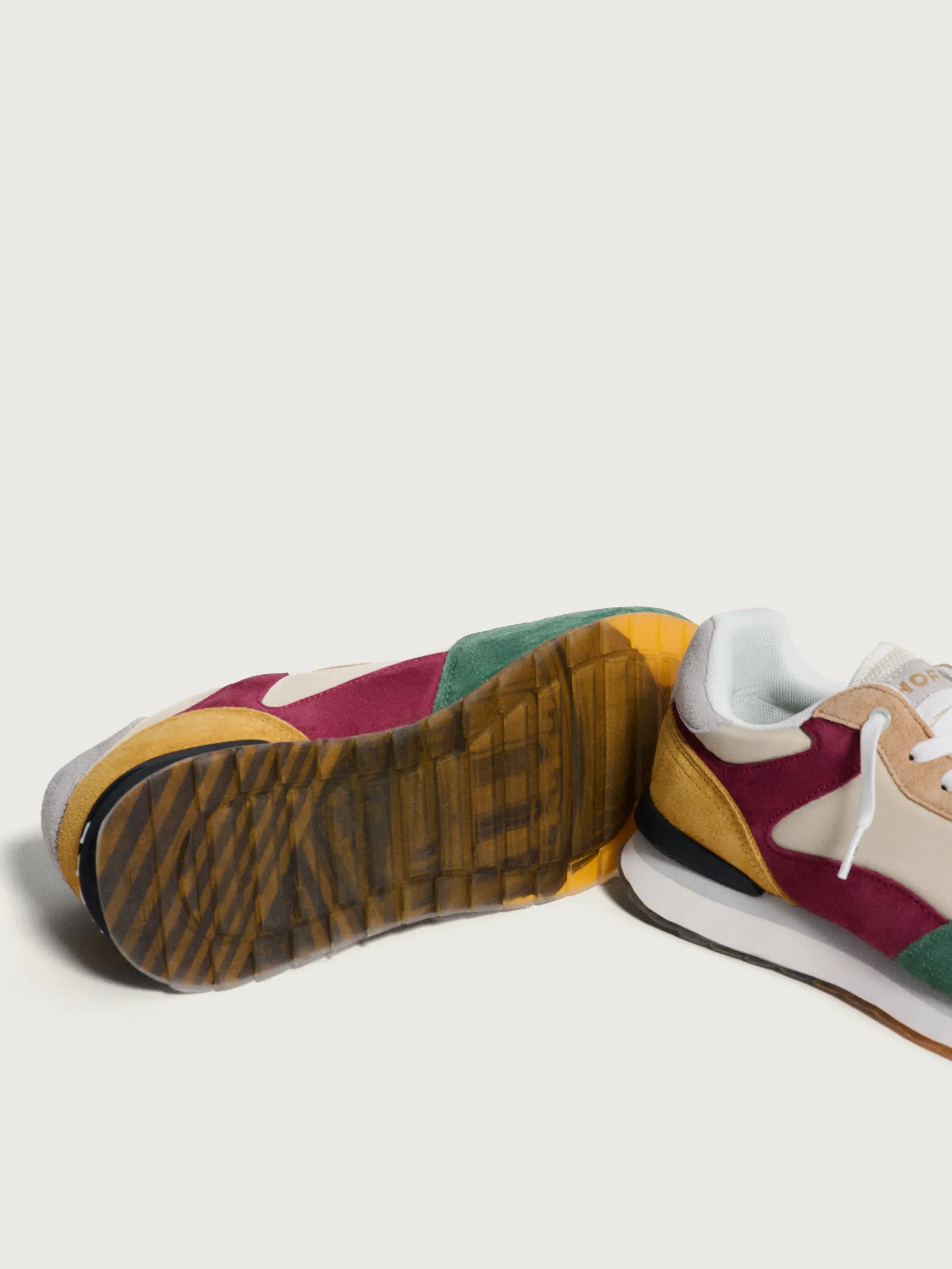 montreal_man_4.webp Outlet HOFF MONTREAL MAN