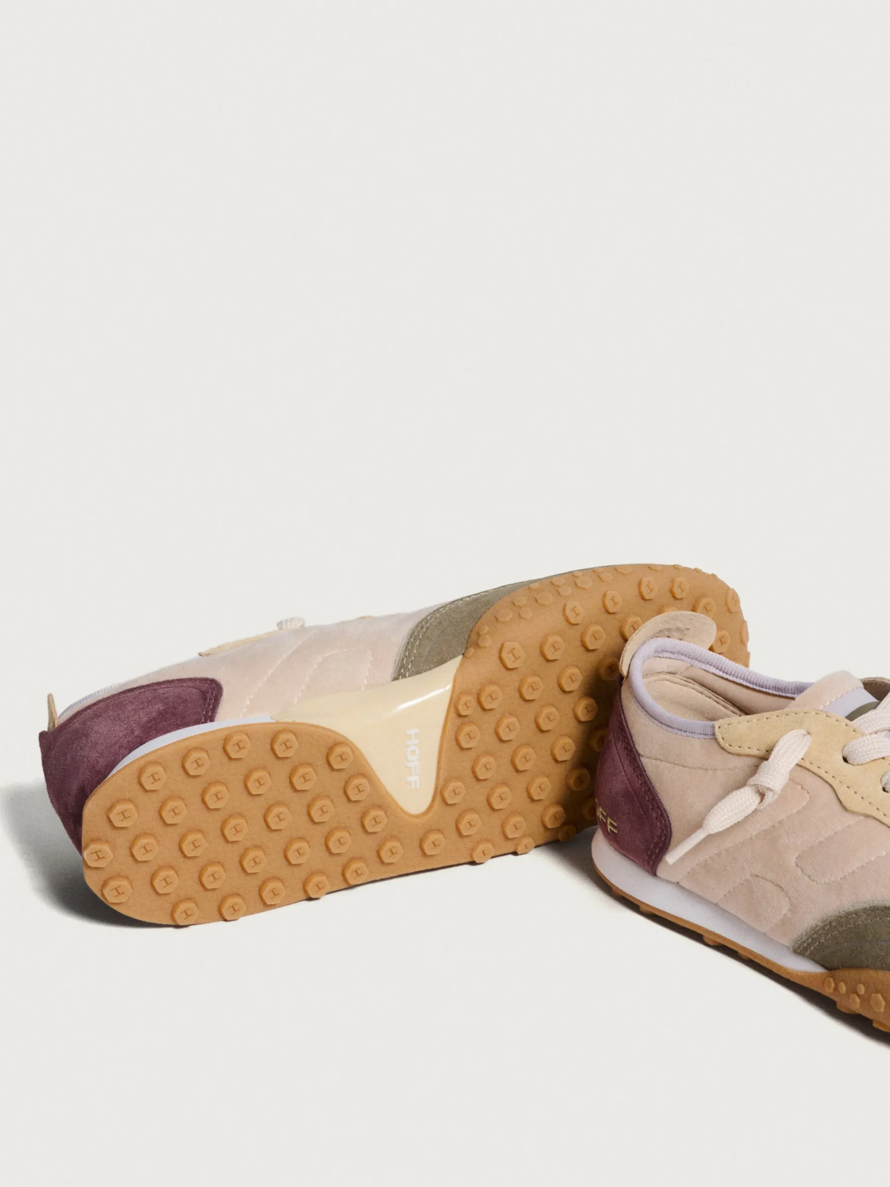 raven_4.webp New HOFF RAVEN