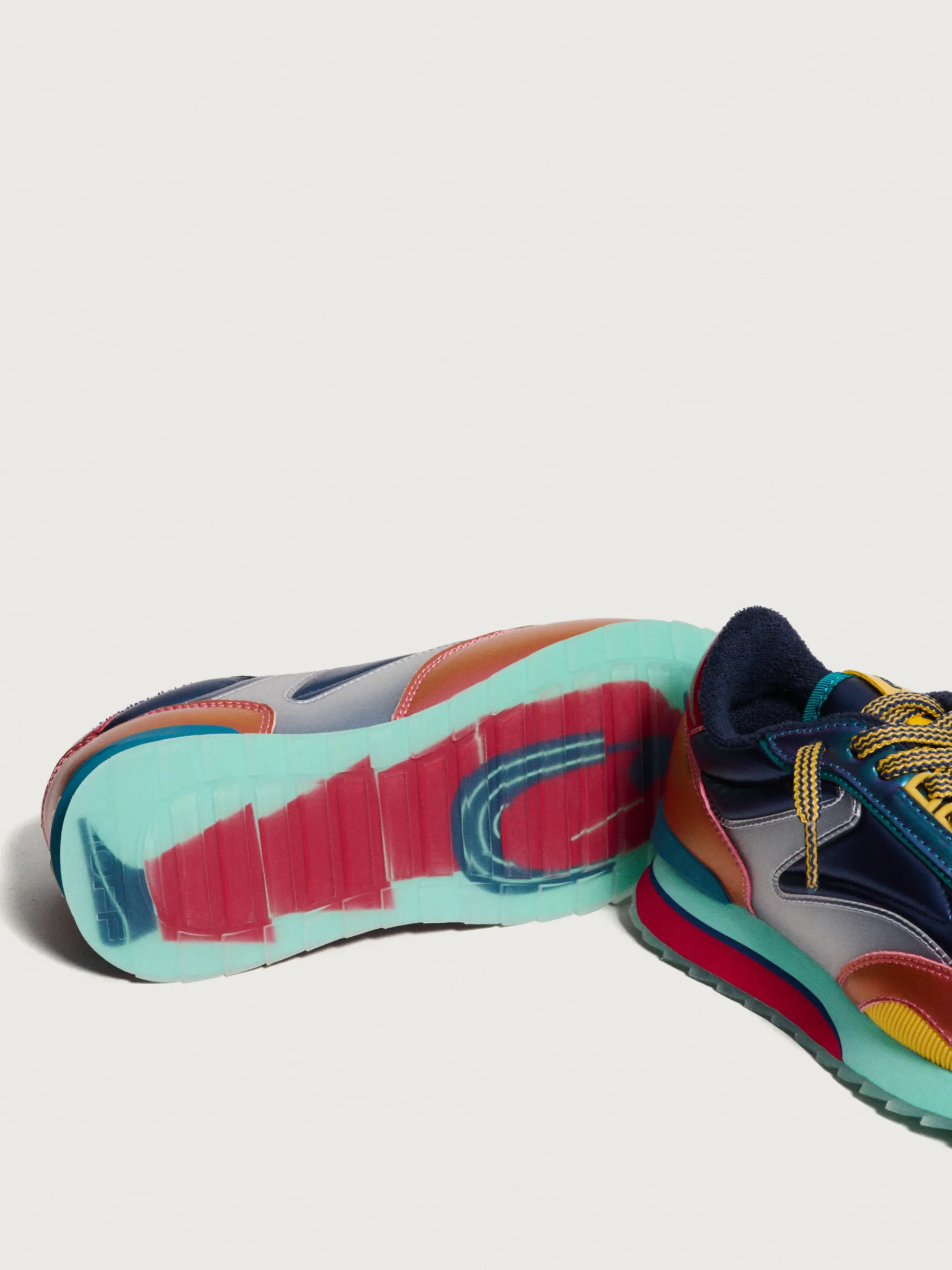 the_clydes_8.webp Best Sale HOFF THE CLYDES